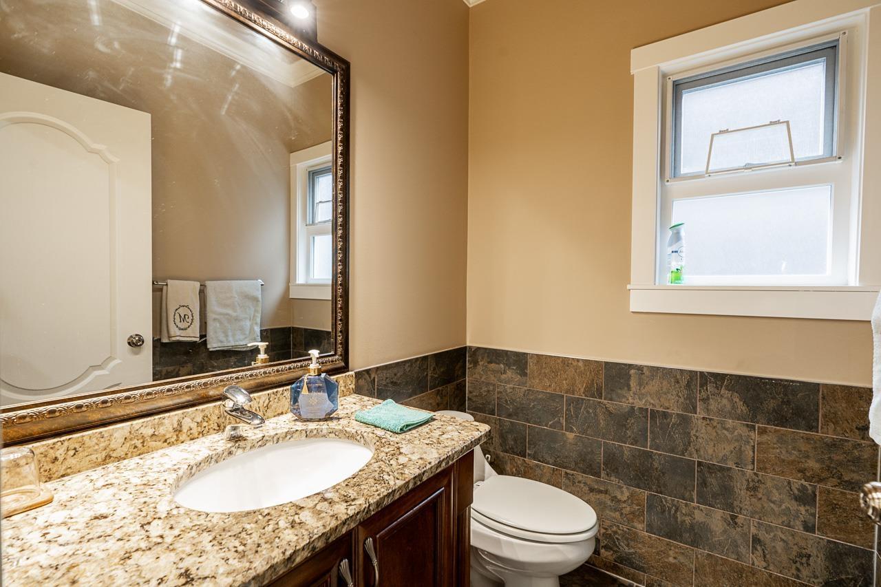 27760 Pullman Avenue Property Photo 8