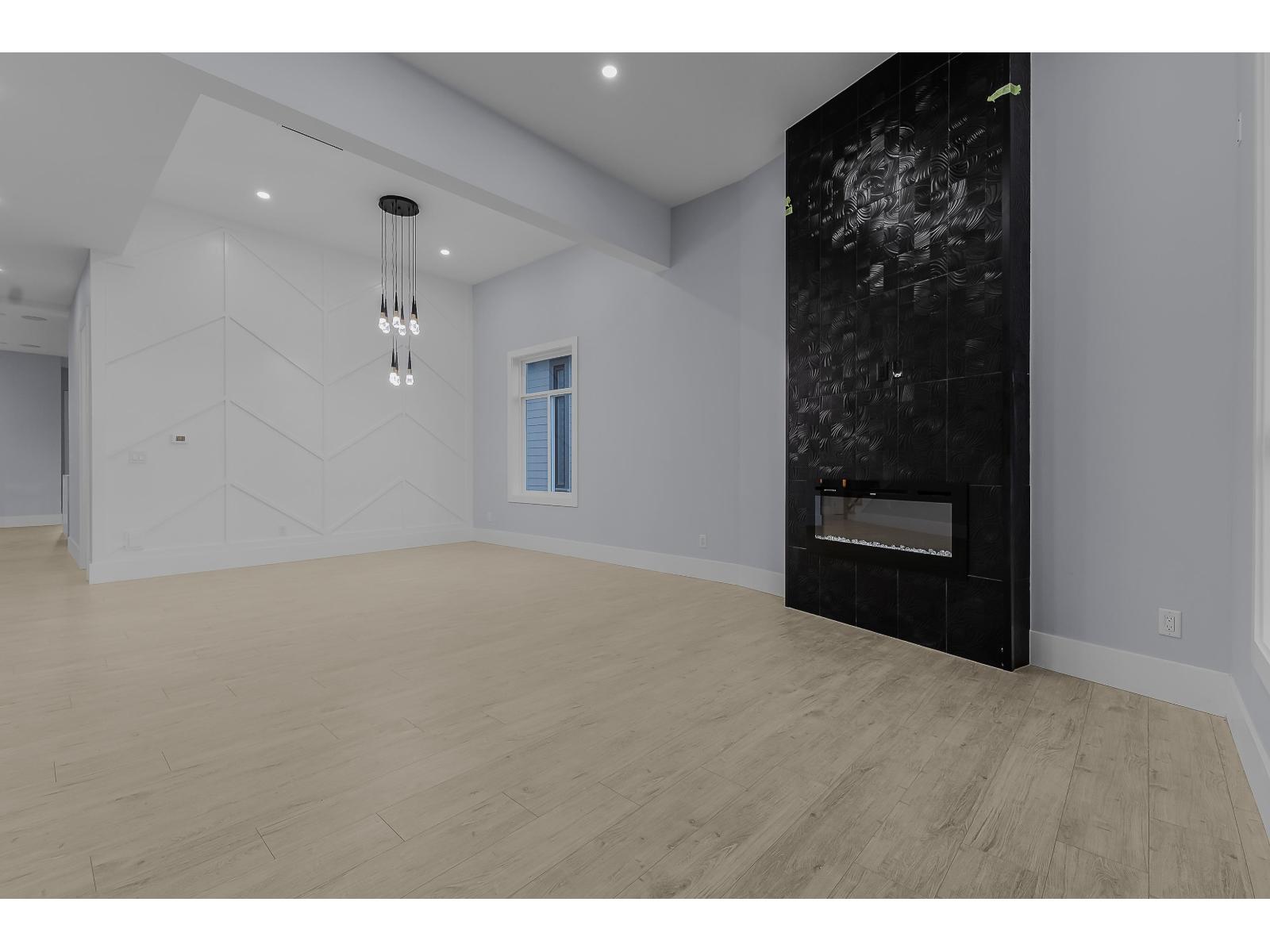 18764 62a Avenue Property Photo 10