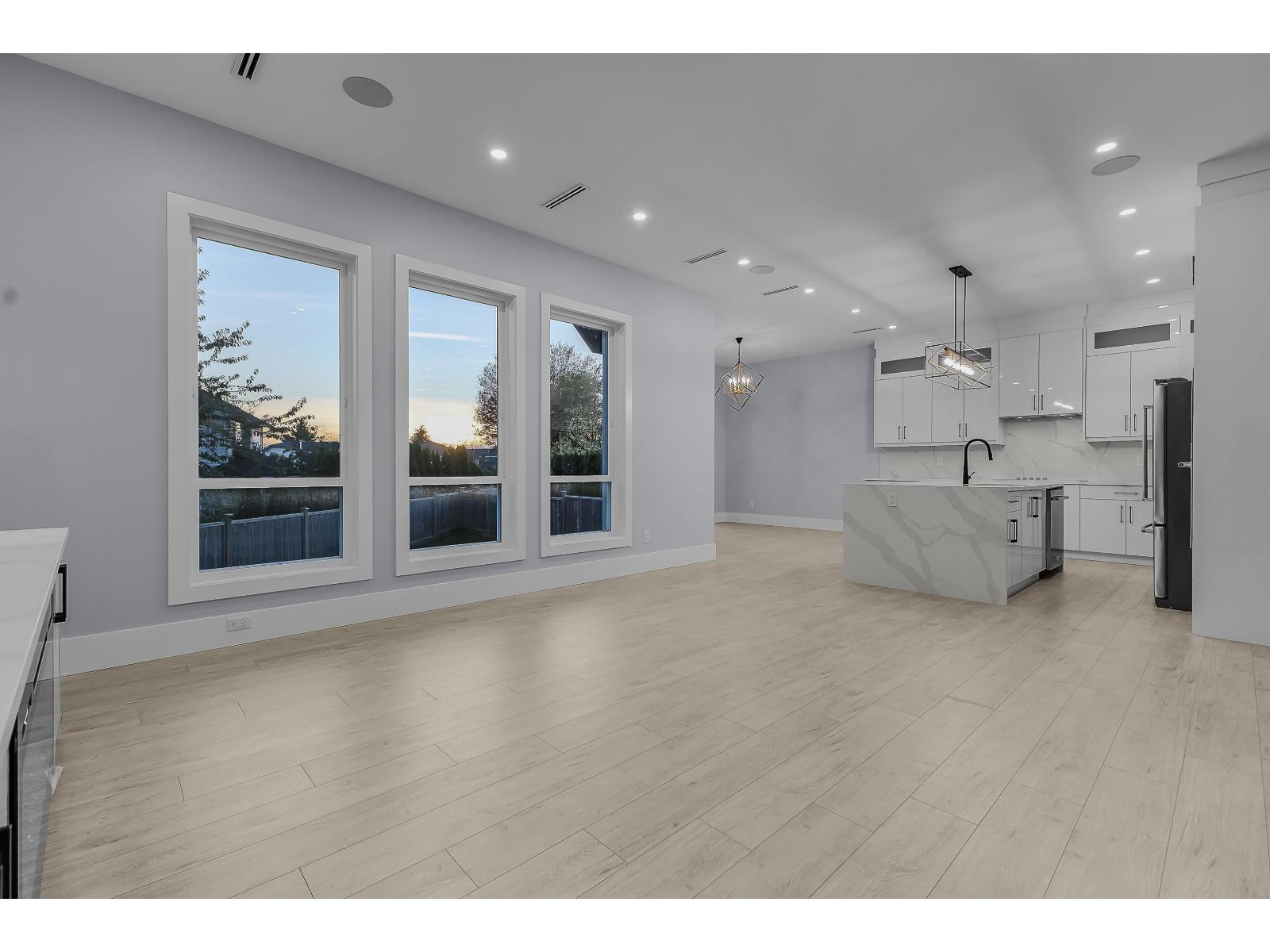 18764 62a Avenue Property Photo 15