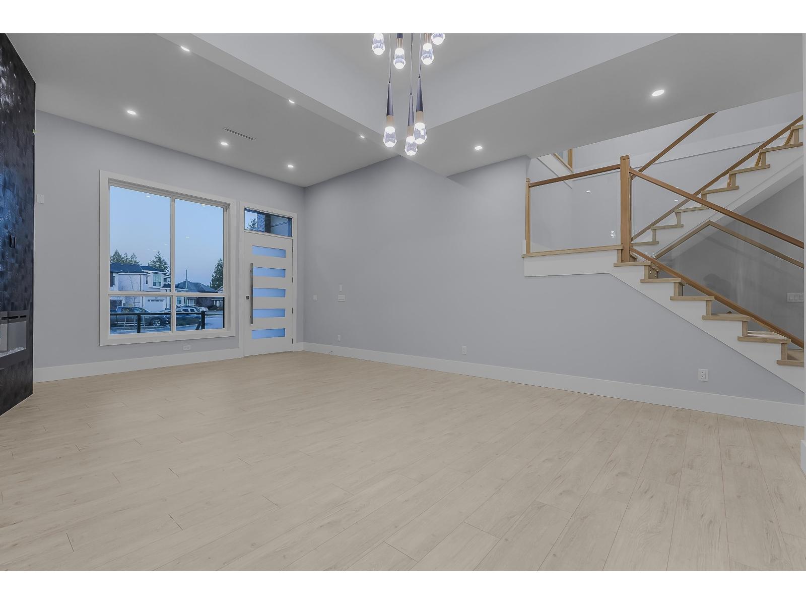 18764 62a Avenue Property Photo 22