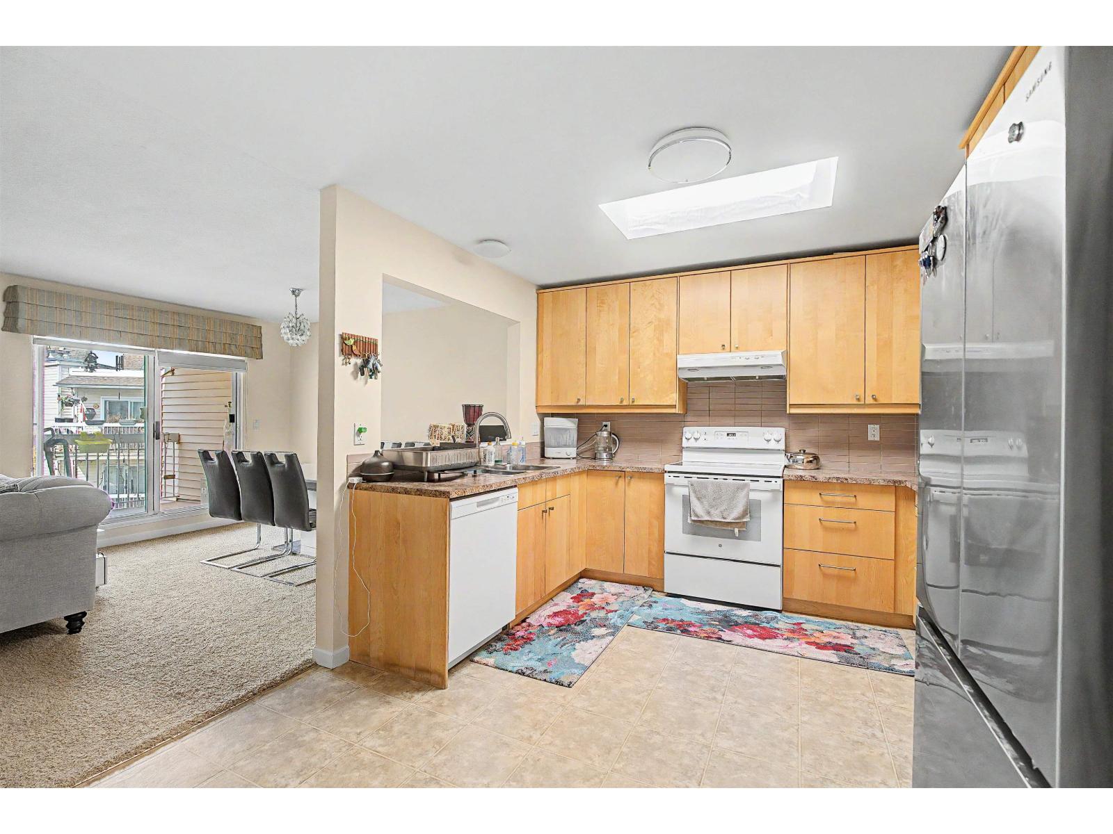 315 9299 121 Street Property Photo 10