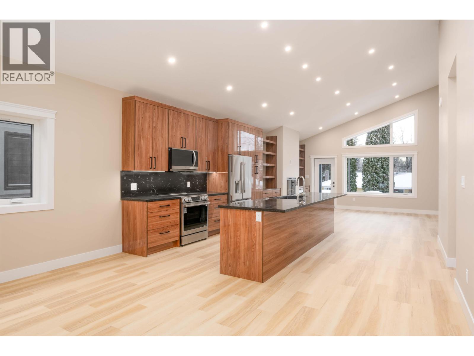 117 960 North Nechako Road Property Photo 10