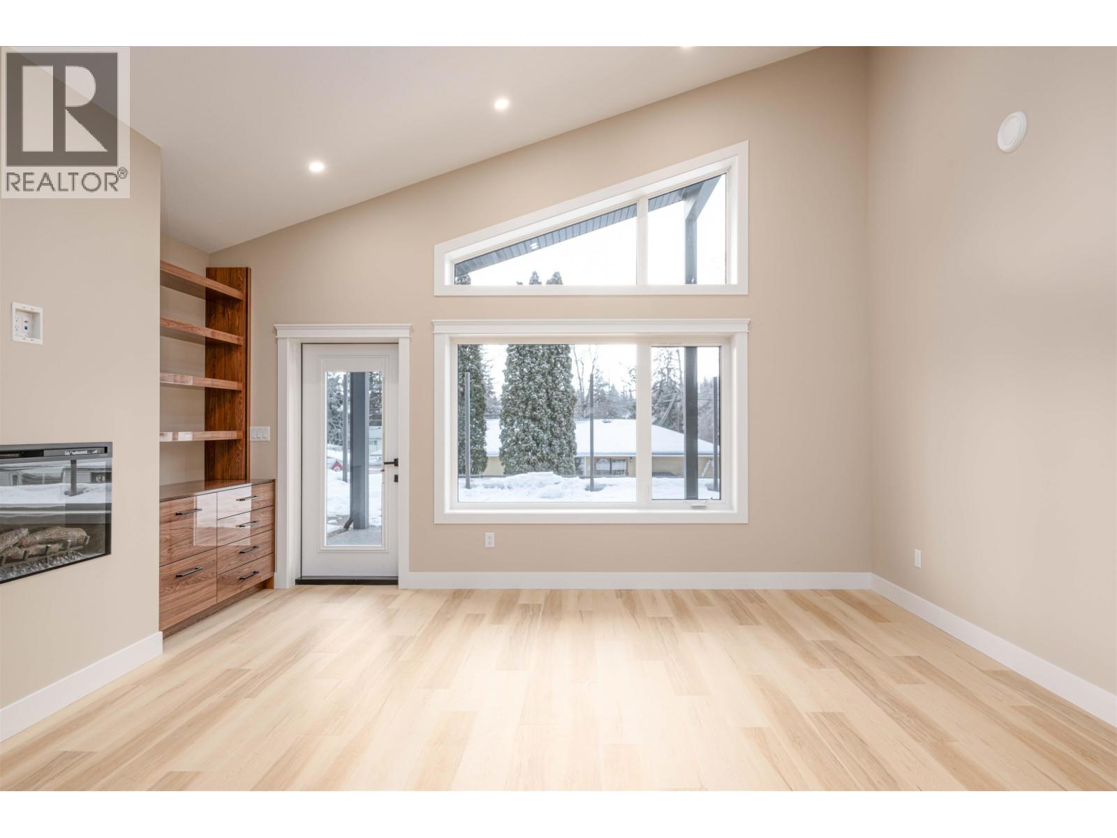 117 960 North Nechako Road Property Photo 17