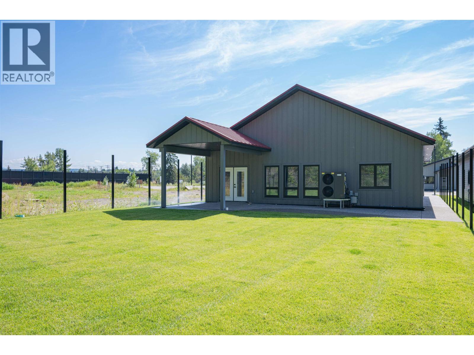 120 960 NORTH NECHAKO ROAD Property Photo 1