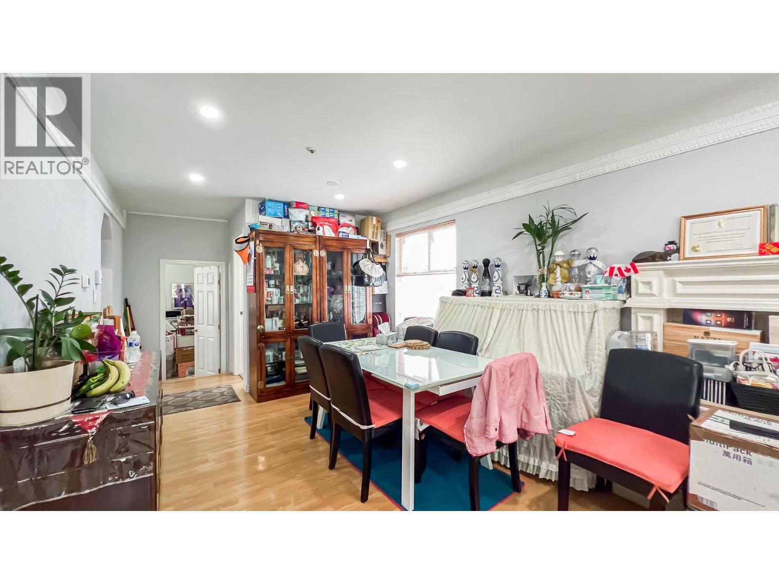 1860 Se Marine Drive Property Photo 7