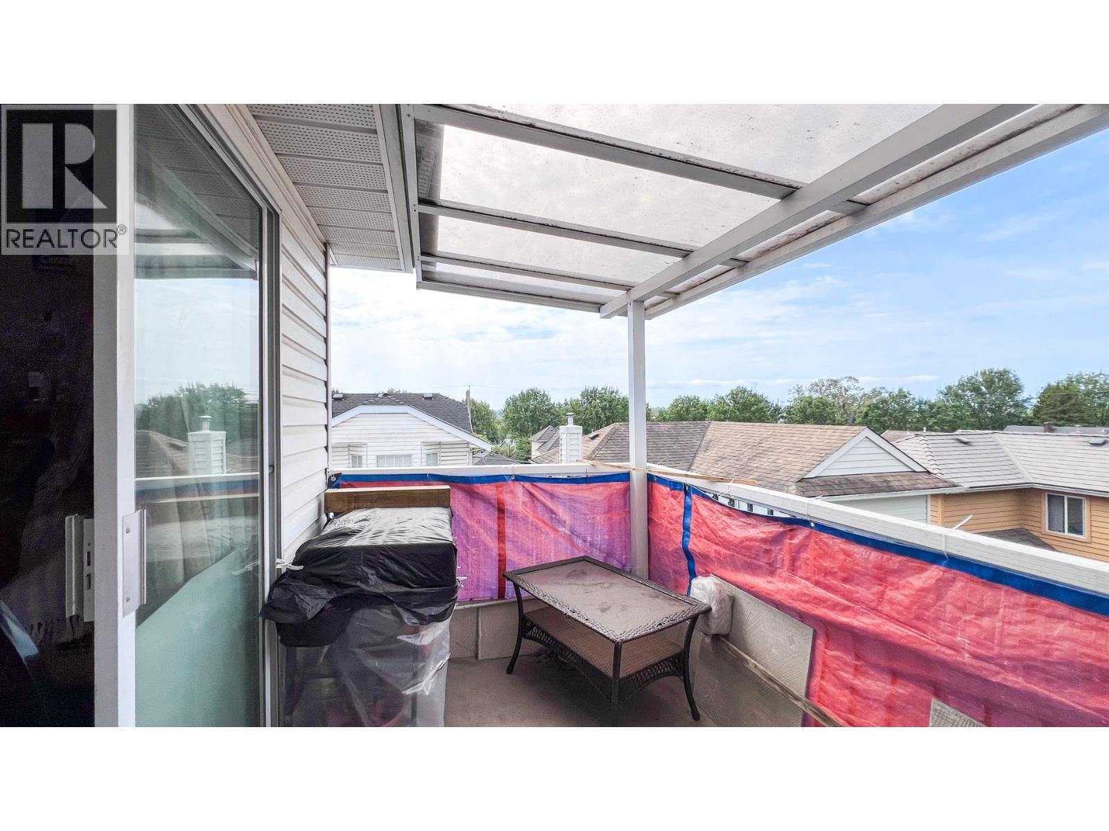 1860 Se Marine Drive Property Photo 18