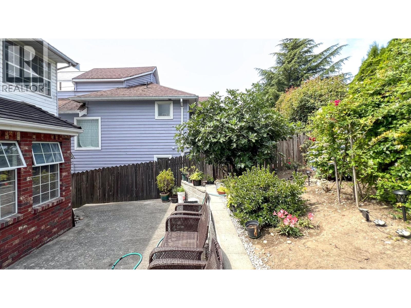 1860 Se Marine Drive Property Photo 20