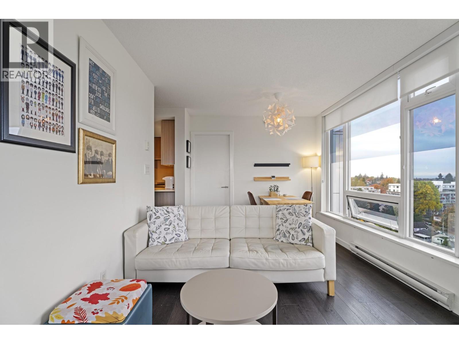 1602 5515 Boundary Road Property Photo 2