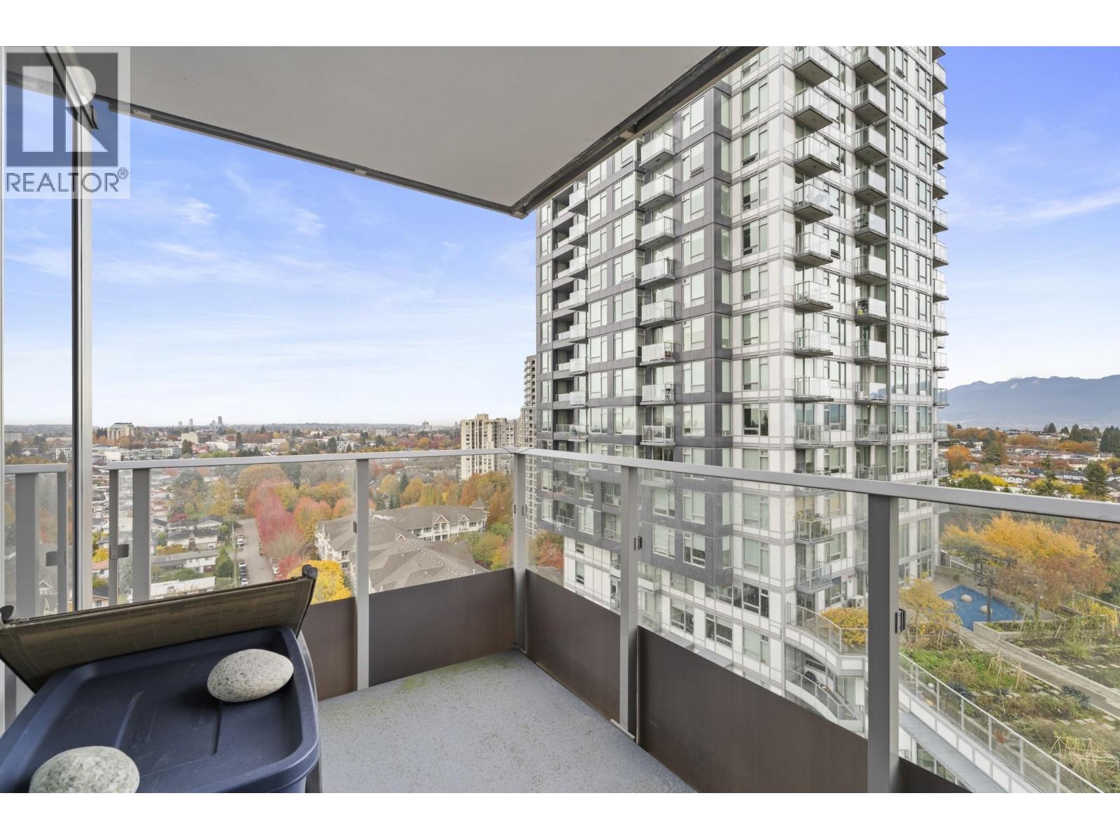 1602 5515 Boundary Road Property Photo 14