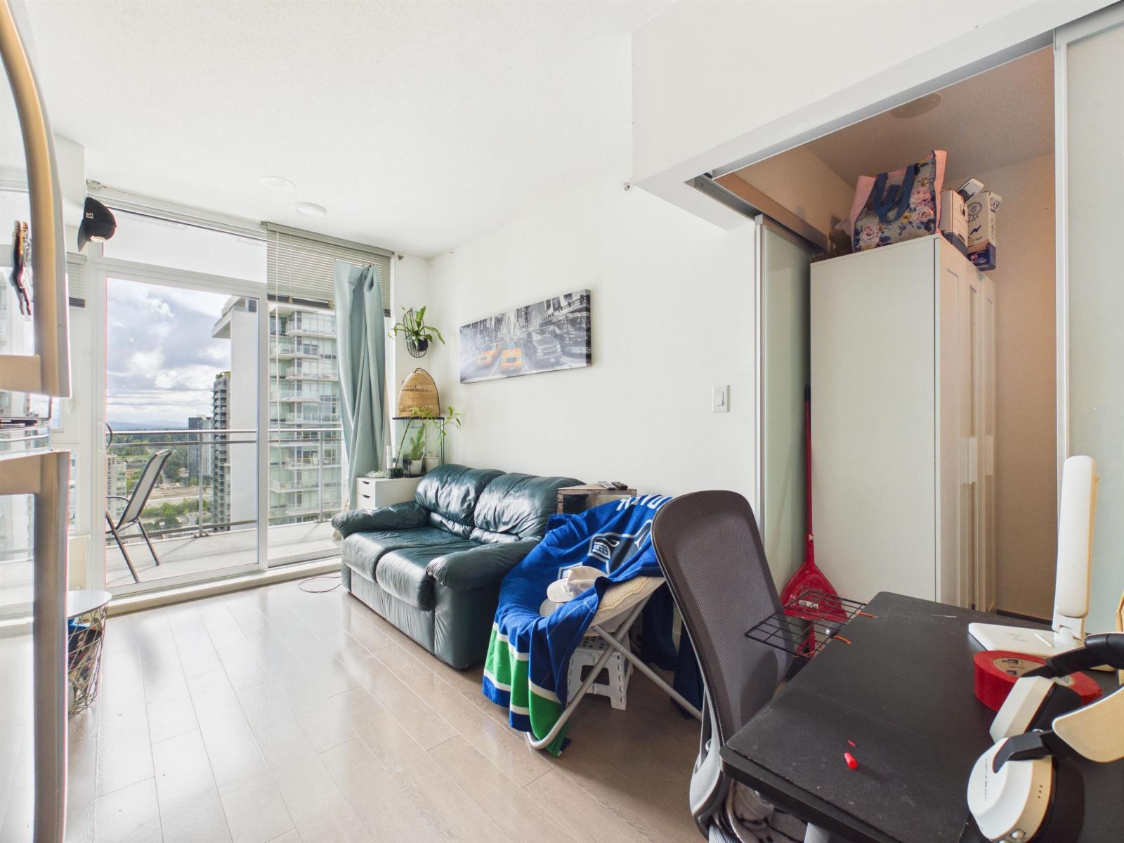 2811 13308 Central Avenue Property Photo 6