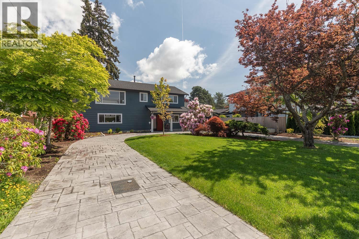 4600 53 STREET Property Photo 1