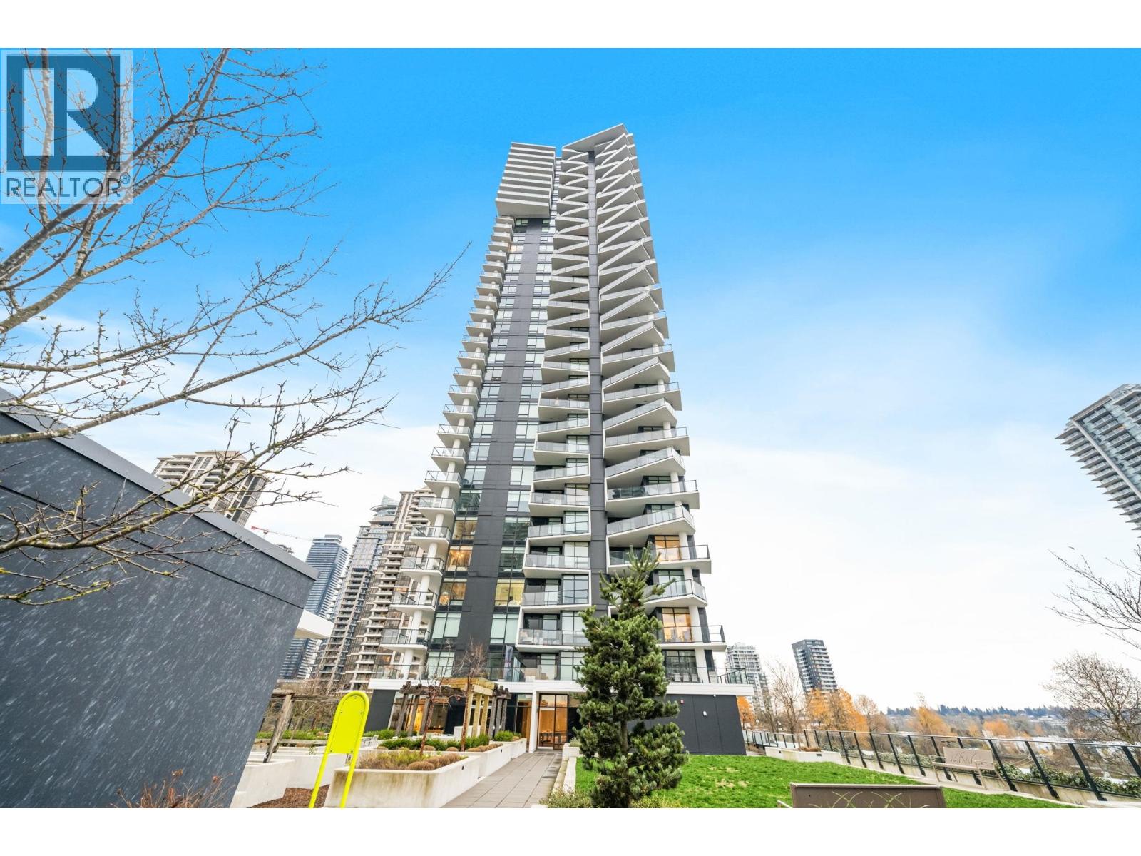 2407 2181 Madison Avenue Property Photo 1
