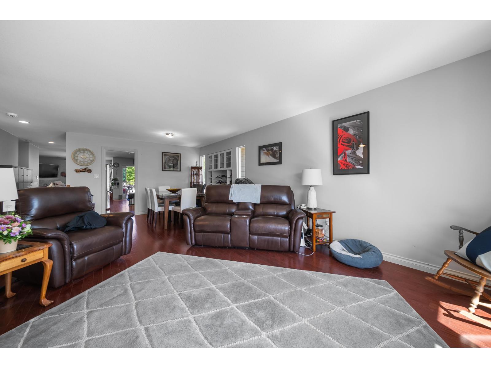 7517 Murray Street Property Photo 7