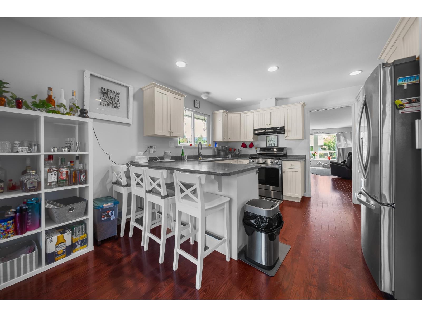 7517 Murray Street Property Photo 11