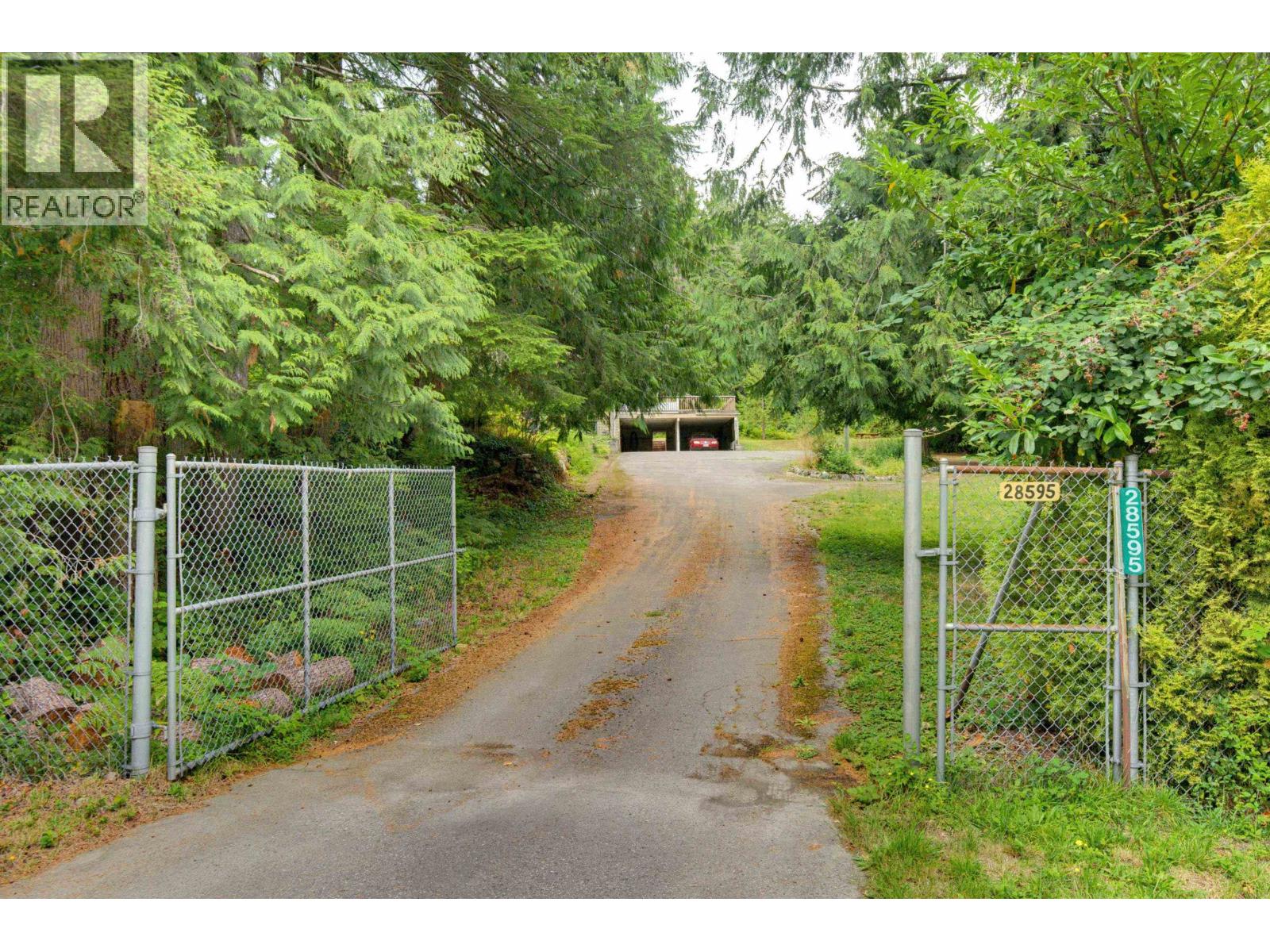 28595 Dewdney Trunk Road Property Photo 4