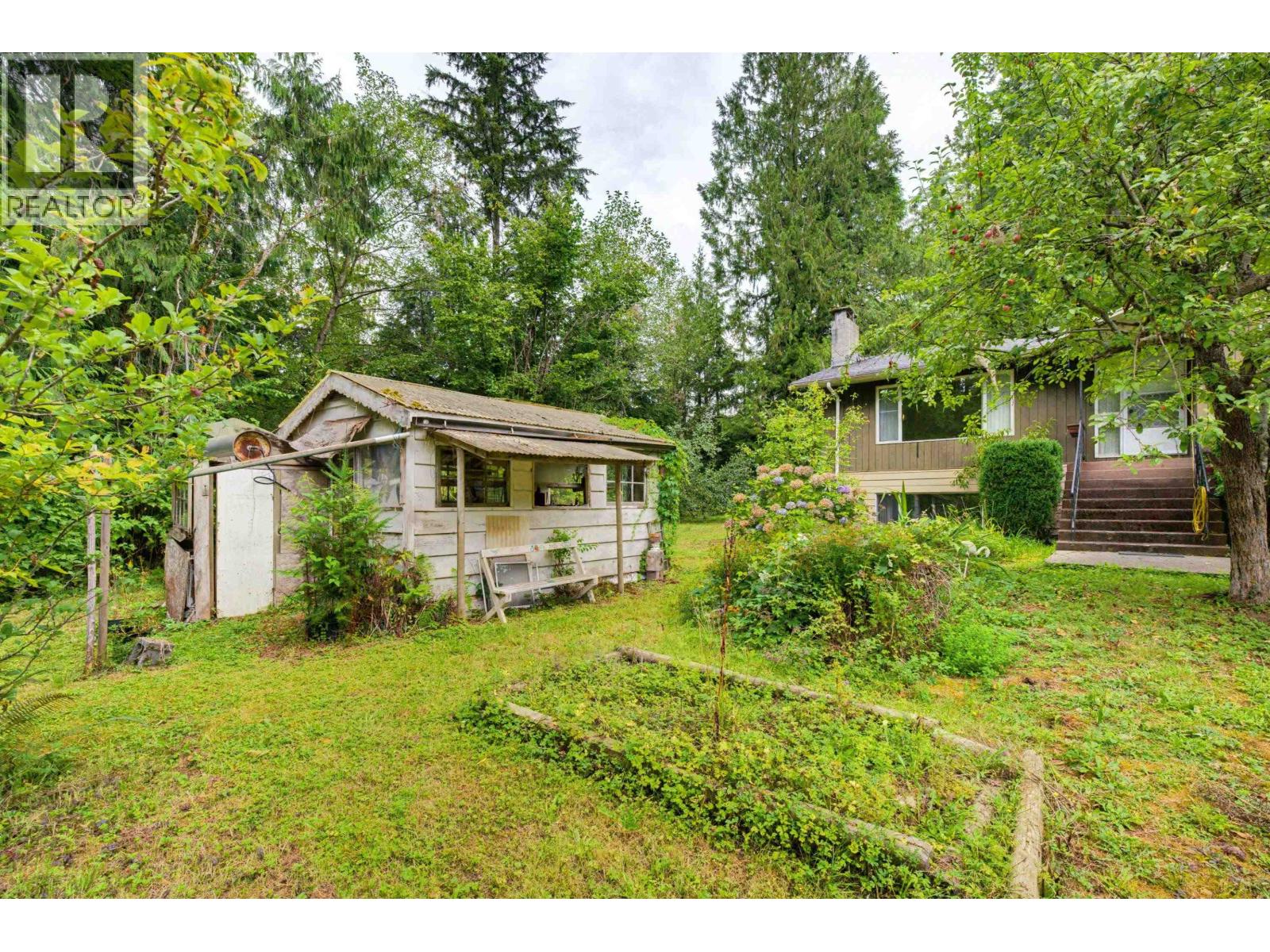 28595 Dewdney Trunk Road Property Photo 5