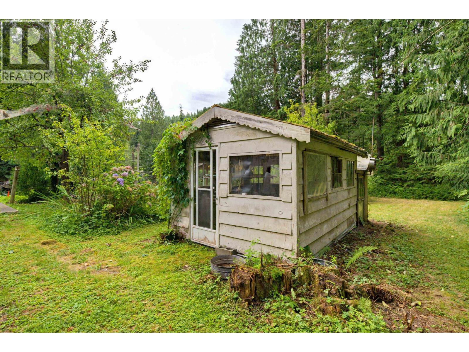 28595 Dewdney Trunk Road Property Photo 6