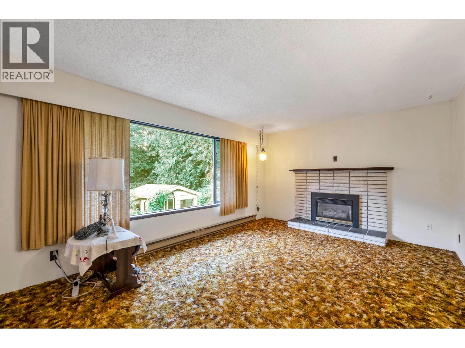 28595 Dewdney Trunk Road Property Photo 8