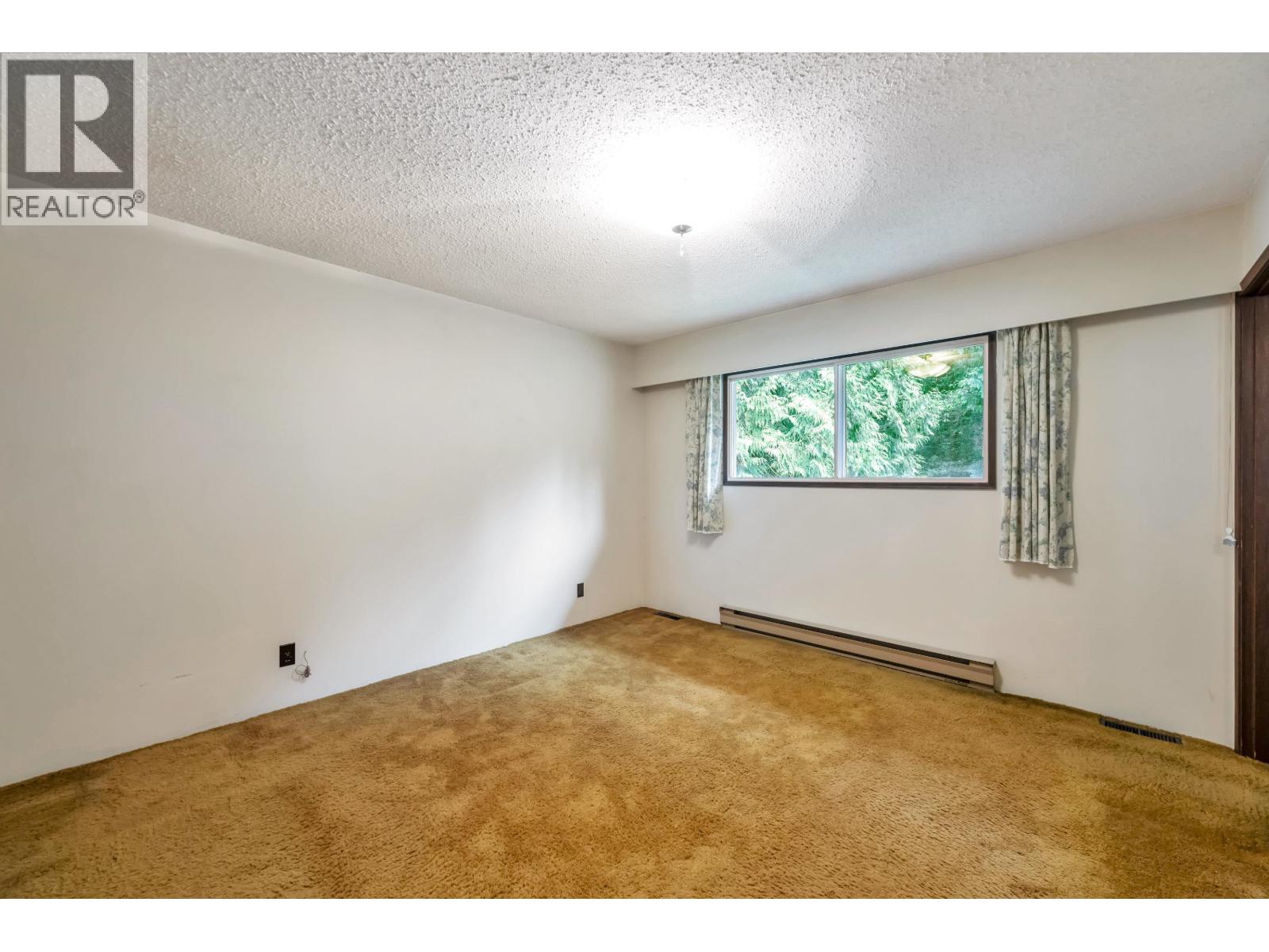 28595 Dewdney Trunk Road Property Photo 15