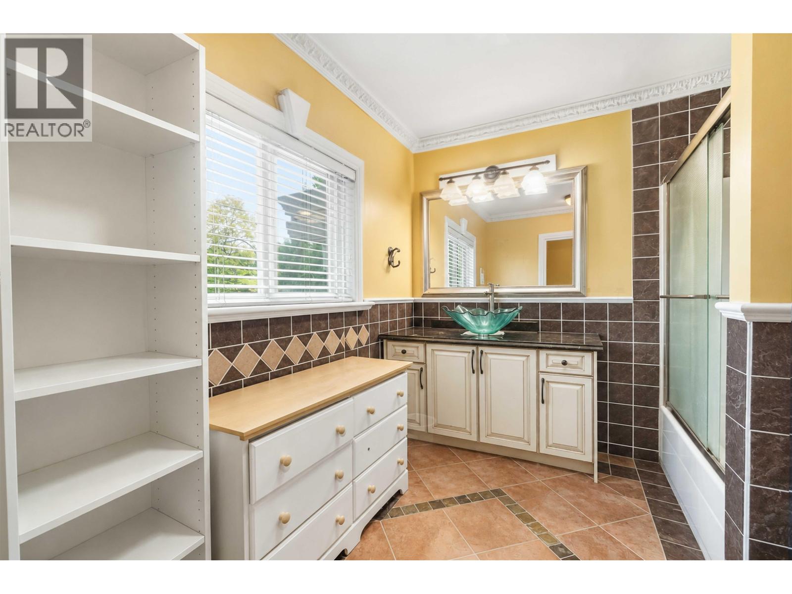 6389 Fremlin Street Property Photo 17
