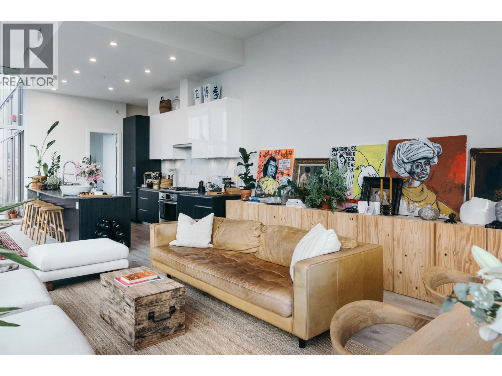 2601 5311 Goring Street Property Photo 2