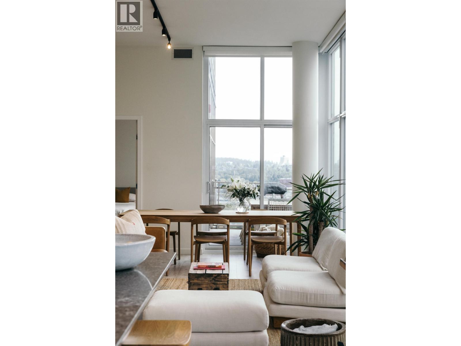 2601 5311 Goring Street Property Photo 6