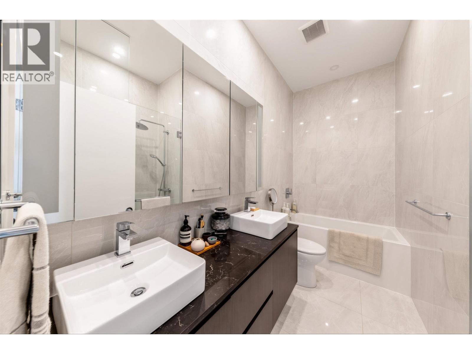 2601 5311 Goring Street Property Photo 14