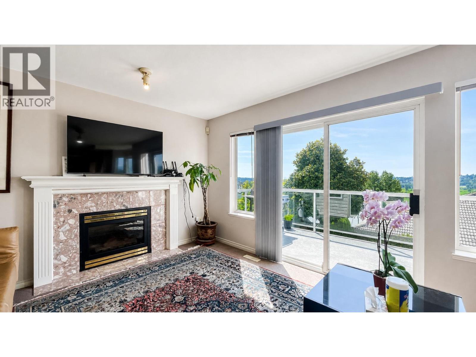1161 Coutts Way Property Photo 2