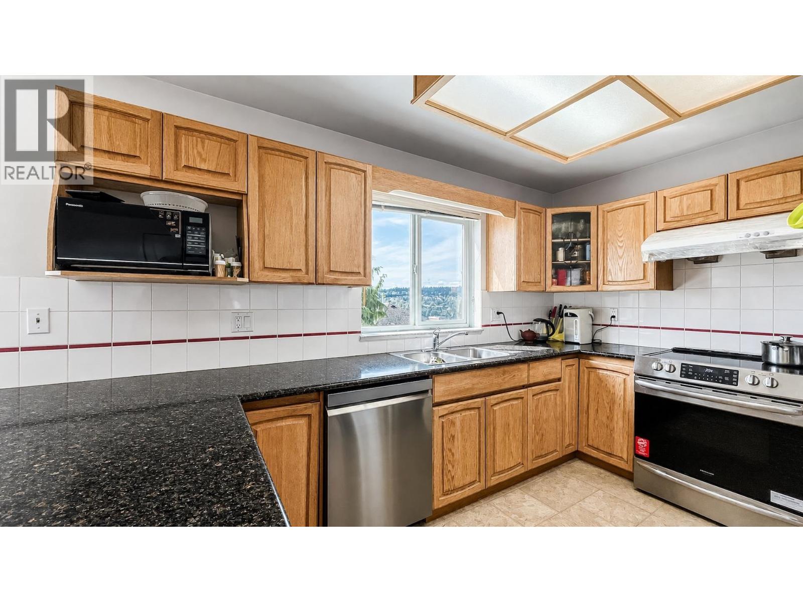 1161 Coutts Way Property Photo 11
