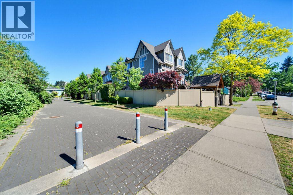 203a 7159 Stride Avenue Property Photo 16