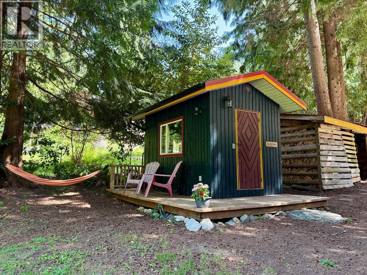1261 Roberts Creek Road Property Photo 17