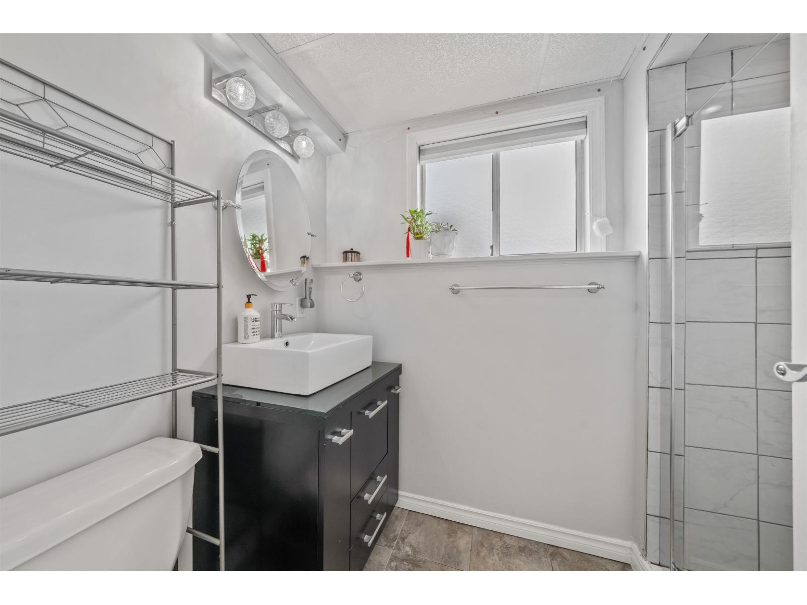 6235 Dundee Place Property Photo 20