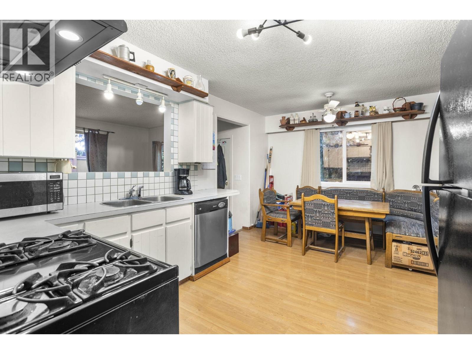 11750 Fraserview Street Property Photo 13