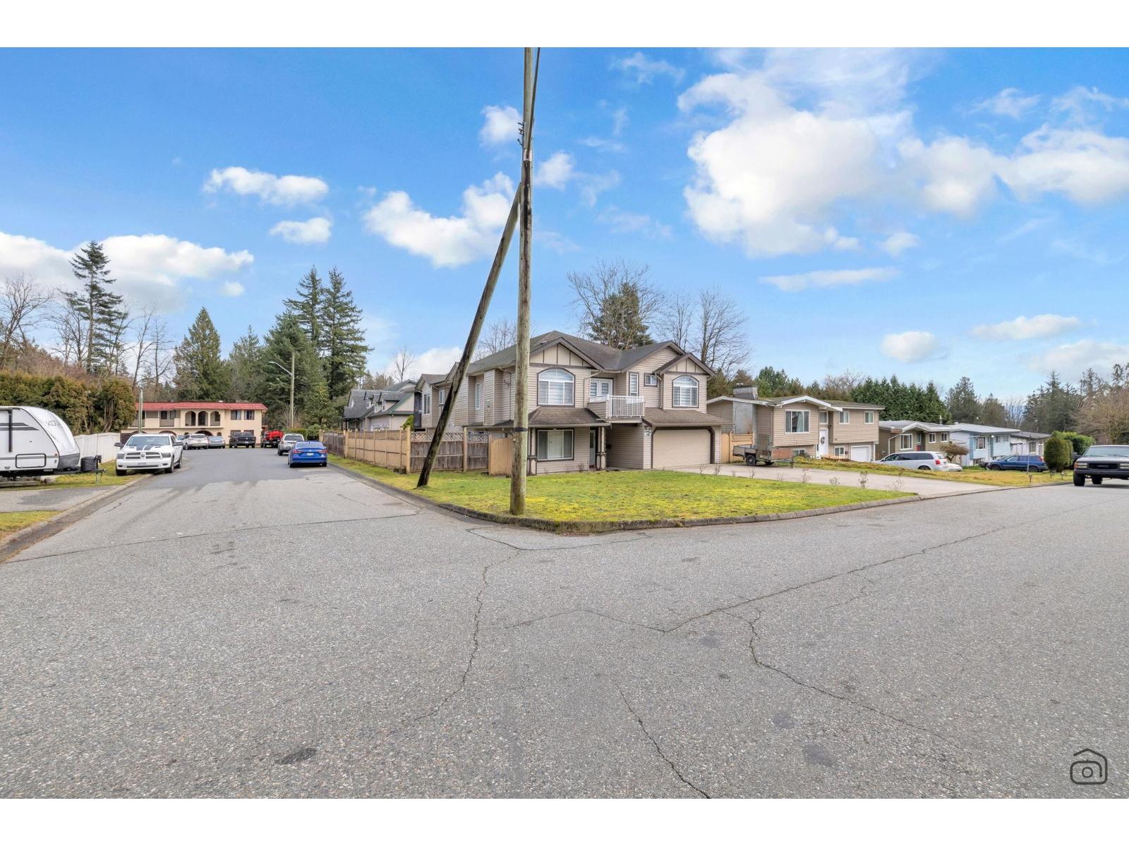 7480 Lee Street Property Photo 3