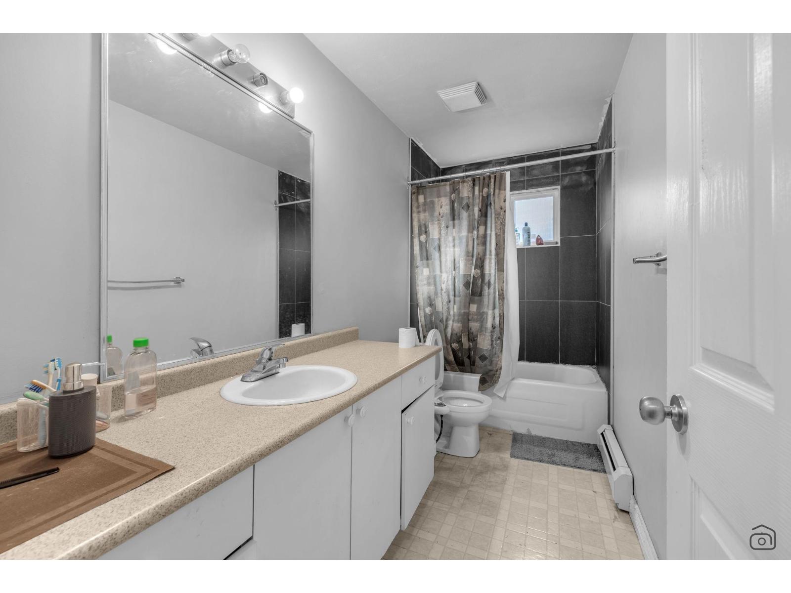 7480 Lee Street Property Photo 24