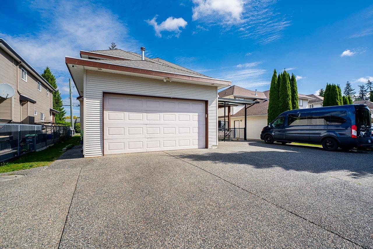 15746 84 Avenue Property Photo 39