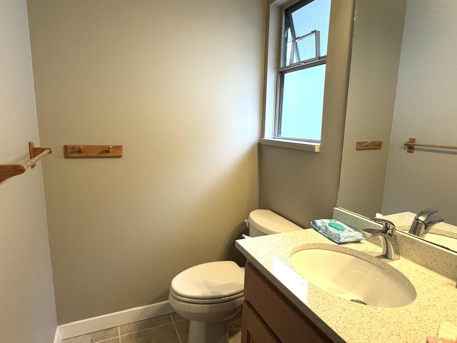 16328 96 Avenue Property Photo 29