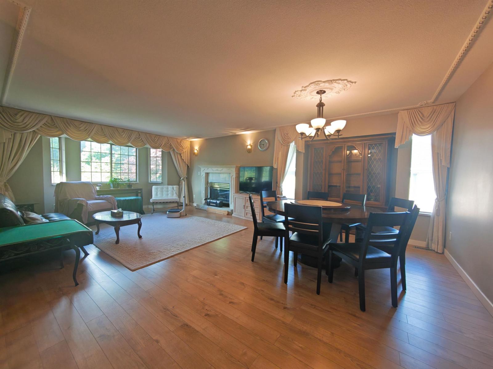 16328 96 Avenue Property Photo 34