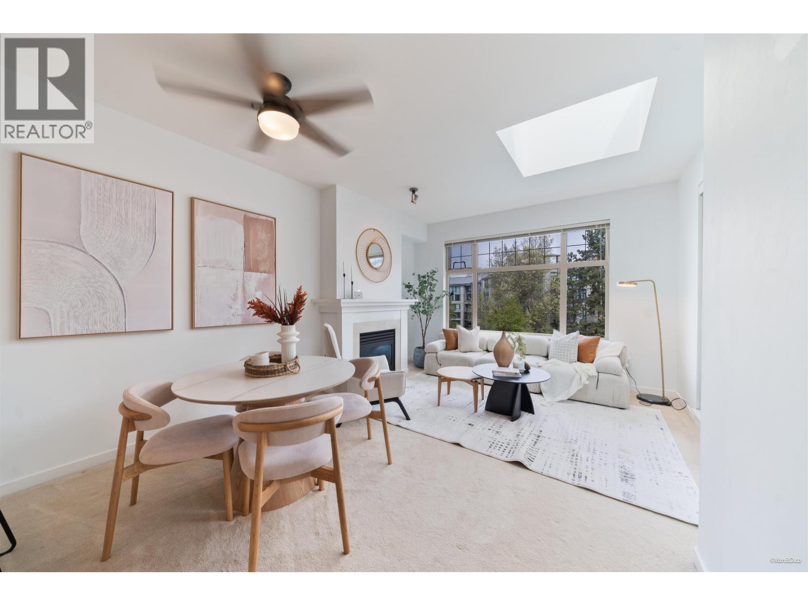 404 4883 Maclure Mews Property Photo 10