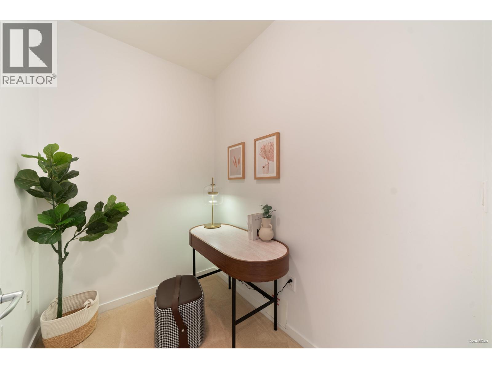 404 4883 Maclure Mews Property Photo 15