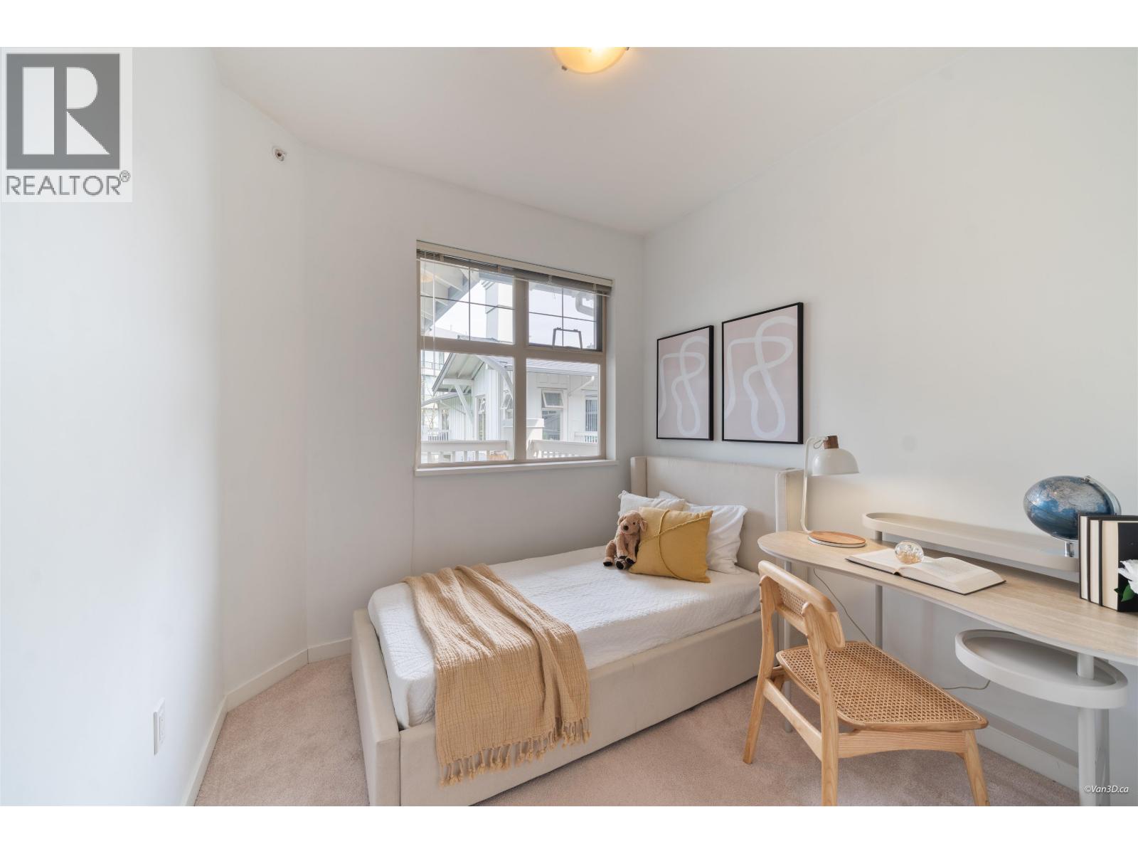 404 4883 Maclure Mews Property Photo 20