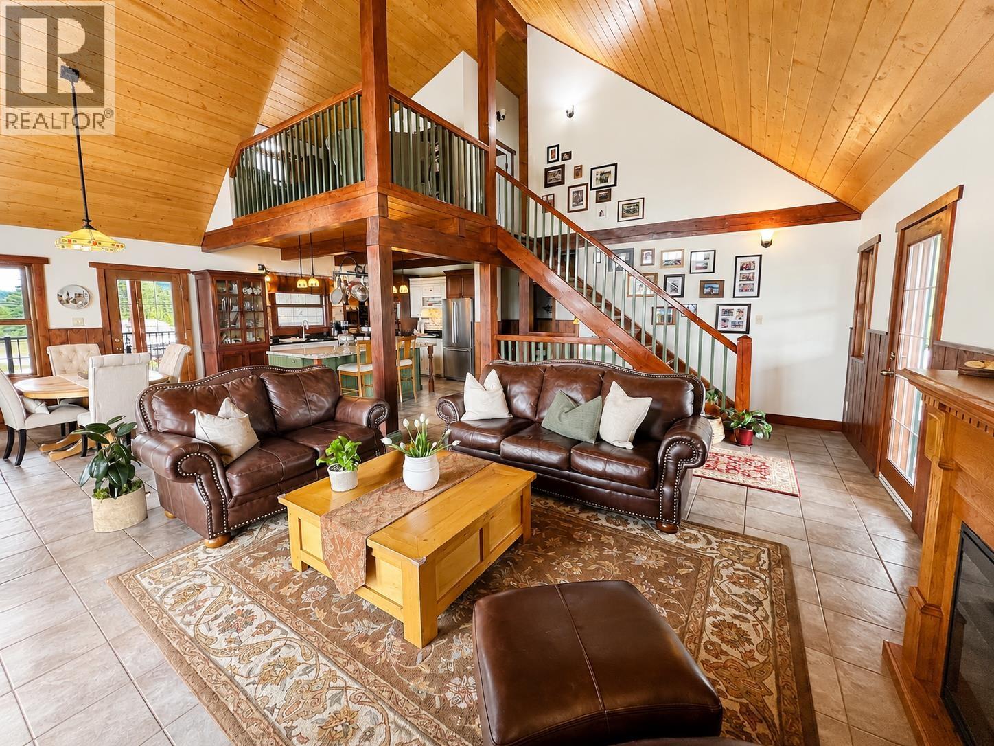 15976 Jarman Road Property Photo 6