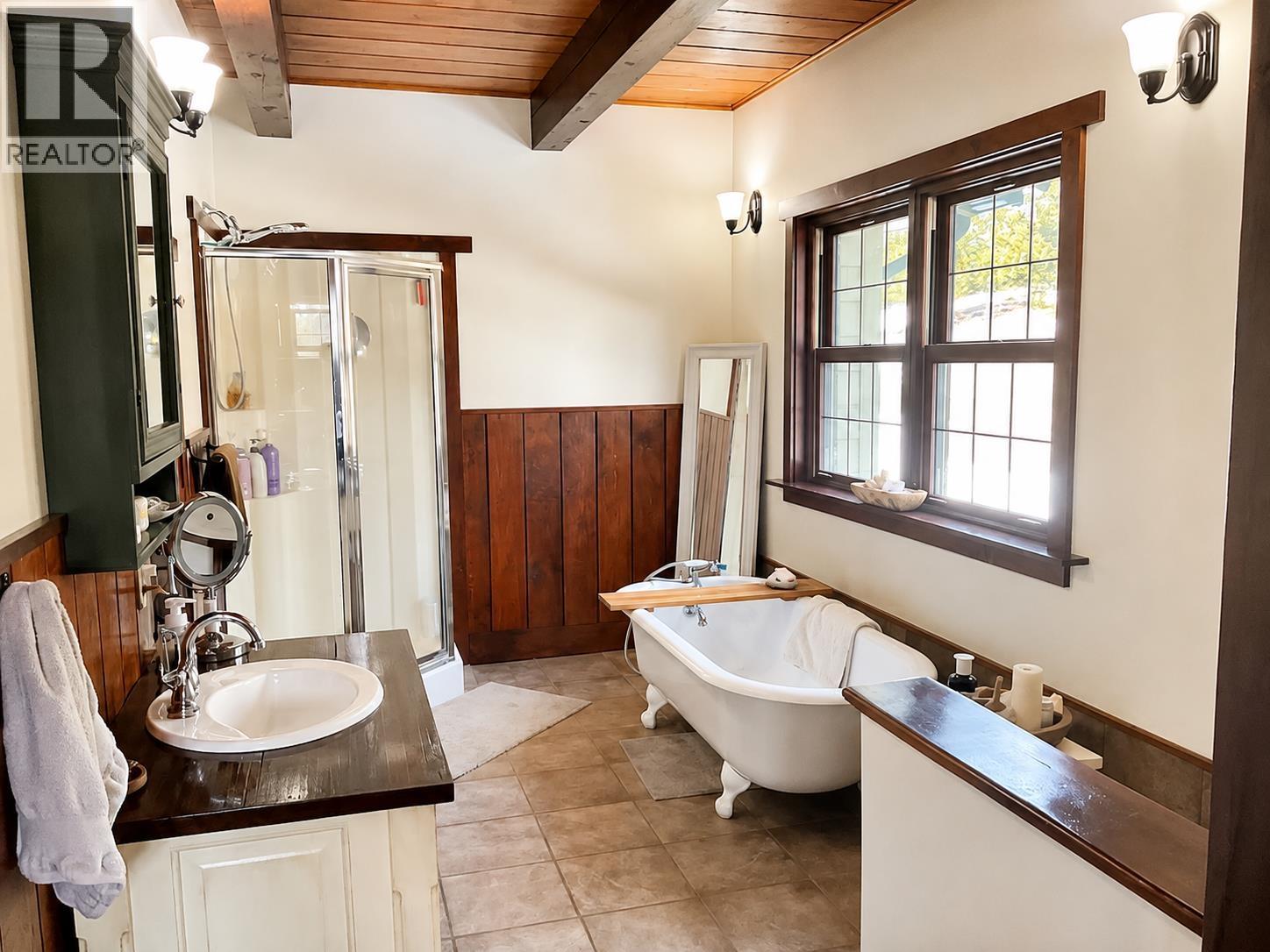 15976 Jarman Road Property Photo 18