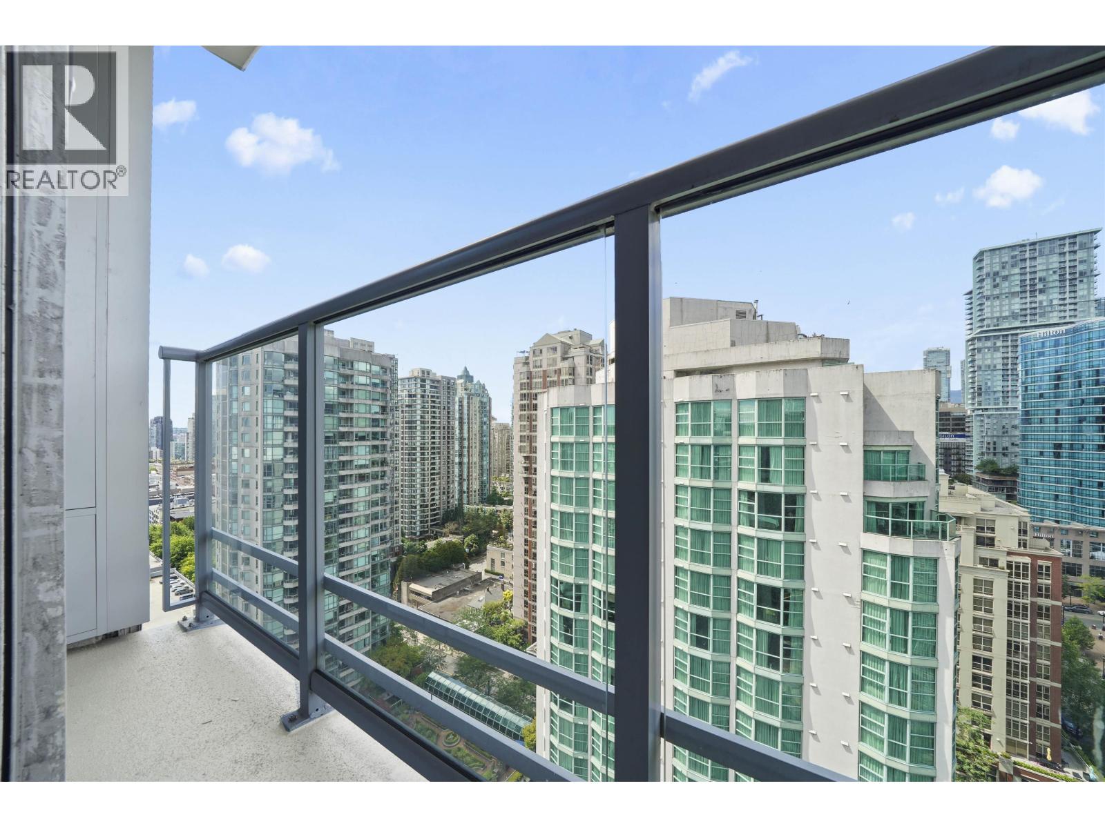 2001 821 Cambie Street Property Photo 8