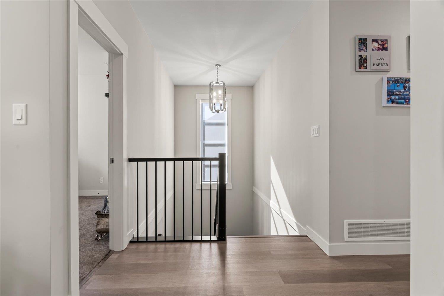 65511 Skylark Lane Property Photo 6