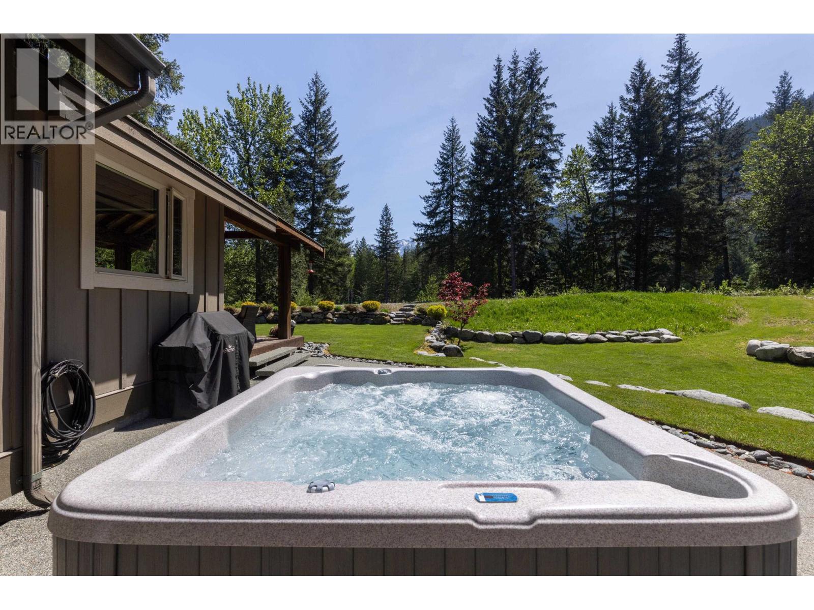 1044 Cedar Grove Lane Property Photo 17