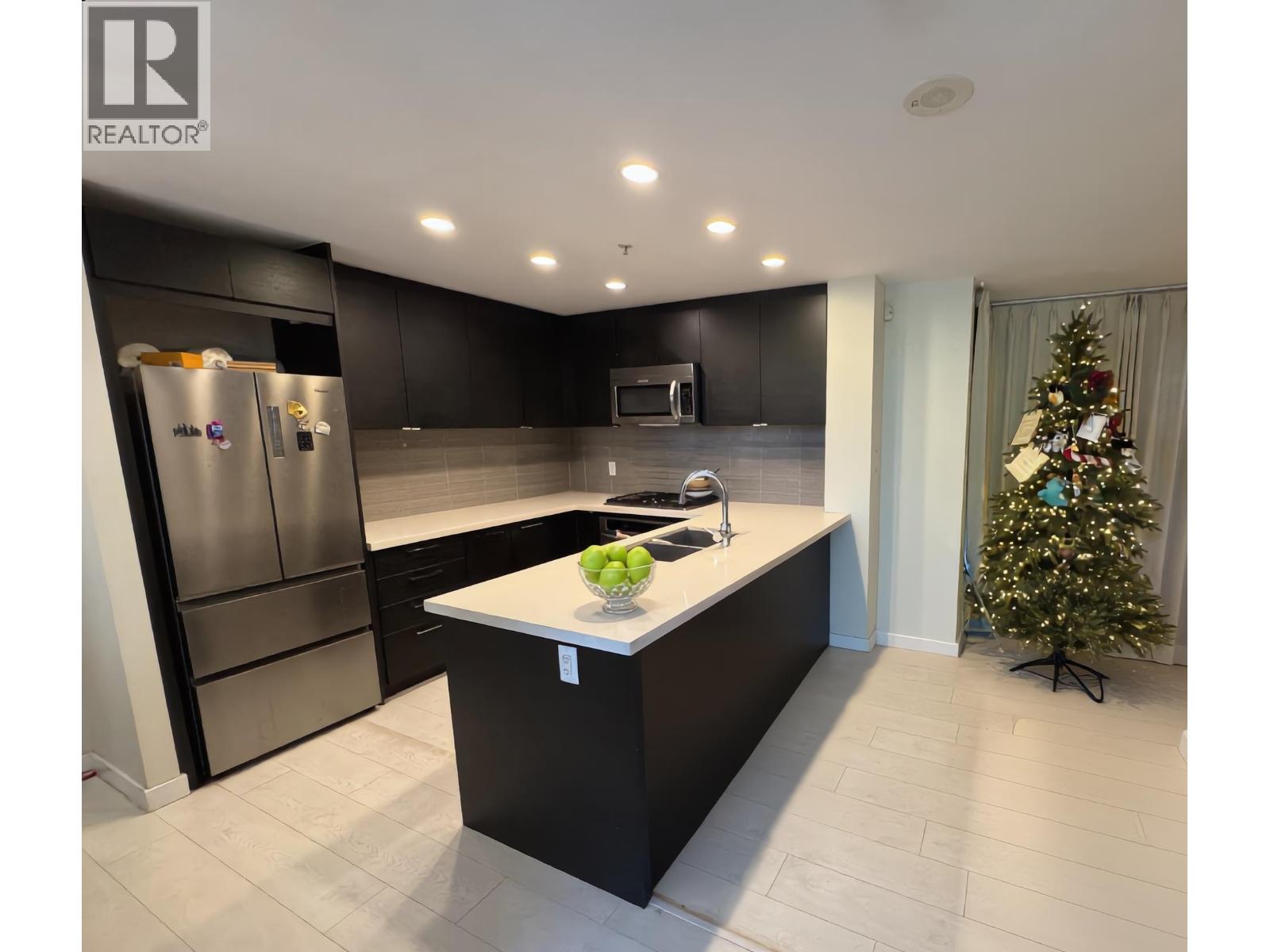 6515 Nelson Avenue Property Photo 4