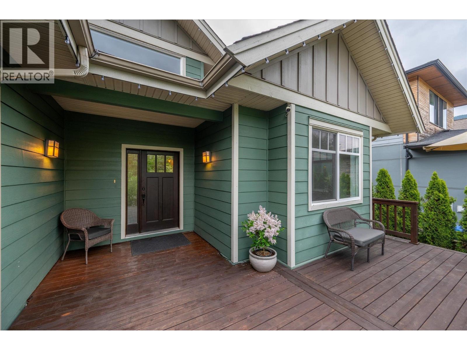 1545 JUDD ROAD Property Photo 1