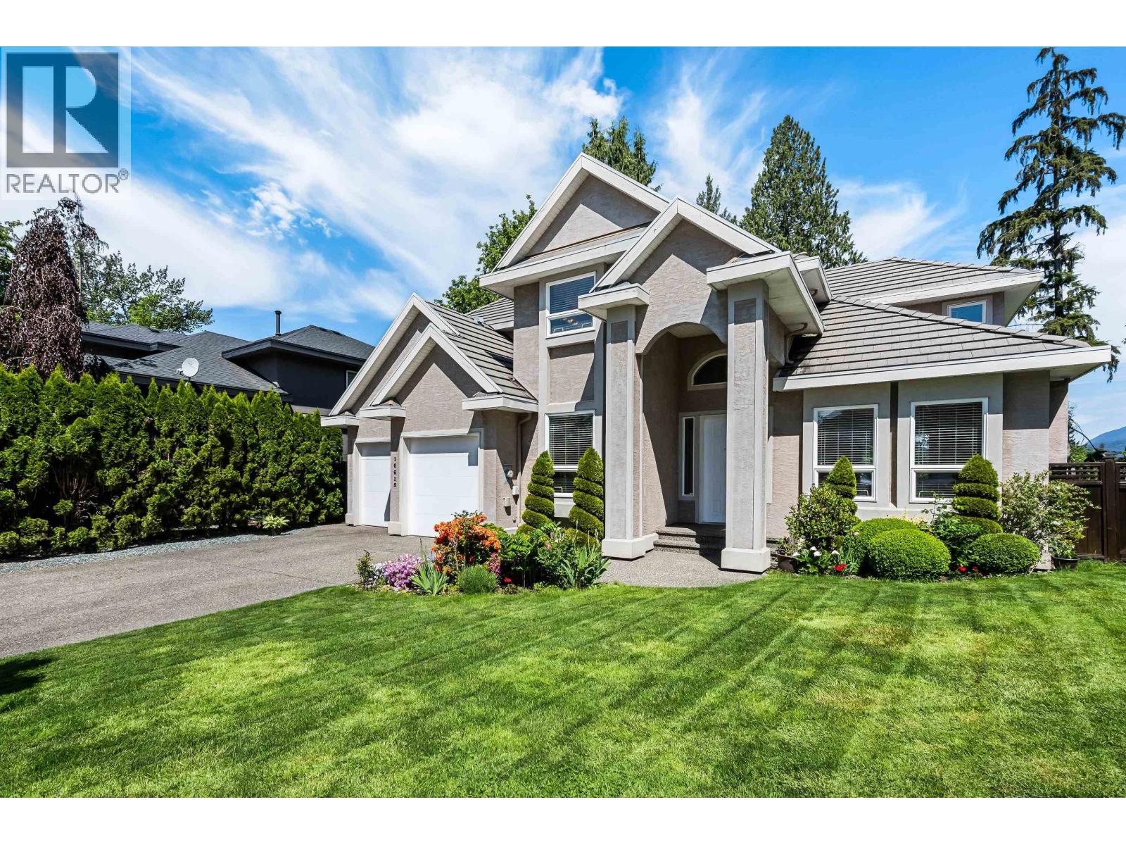 10615 238 Street Property Photo 2
