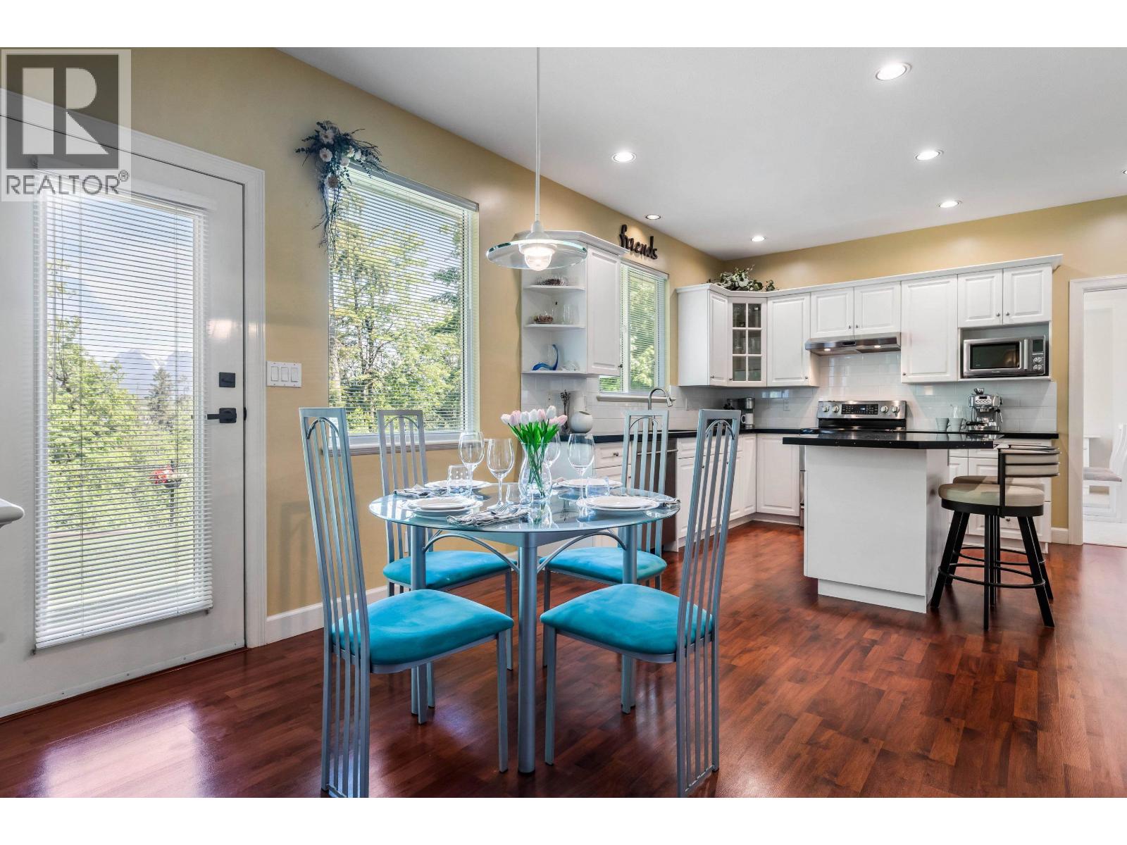 10615 238 Street Property Photo 12